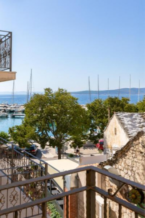 Galatea Apartments - Town Centre With Free Parking